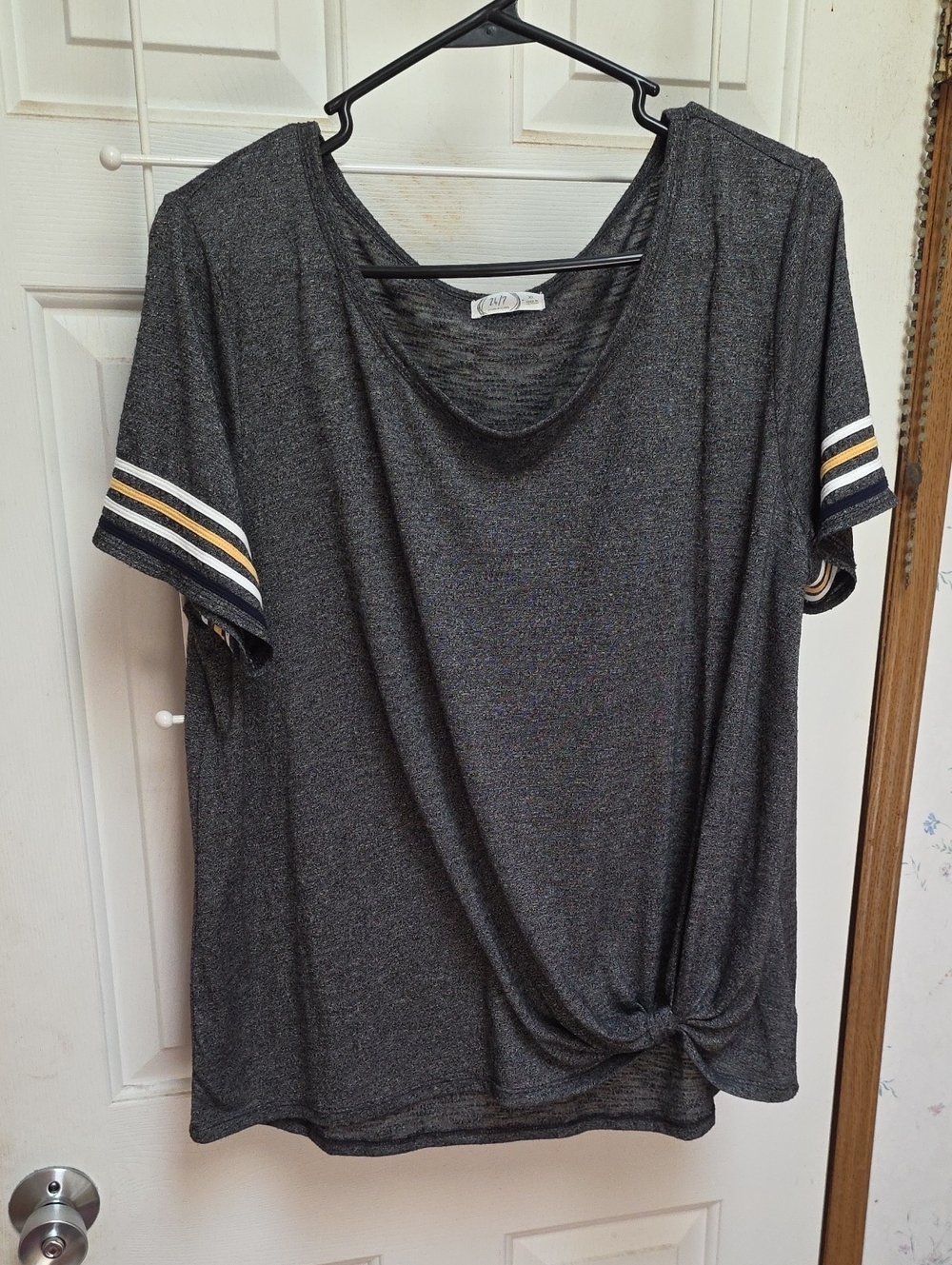 Women’s Short Sleeve Knot Tee with Stripe Sleeves - Charcoal